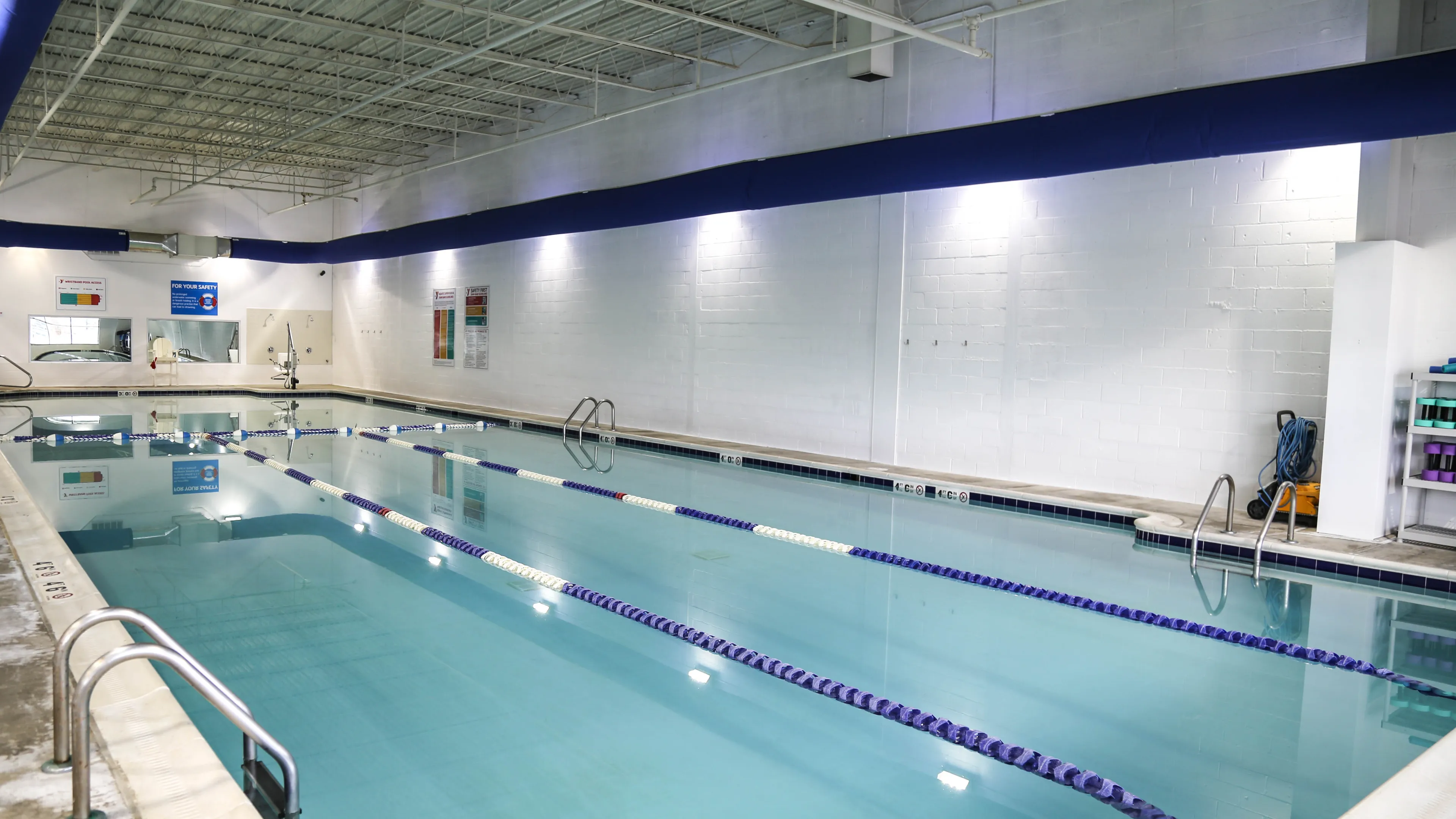 photo of pool at warminster branch